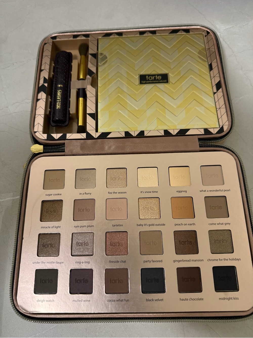 tarte Holiday Eyeshadow Palette — Gold, Brown, Cream & Taupe Shades